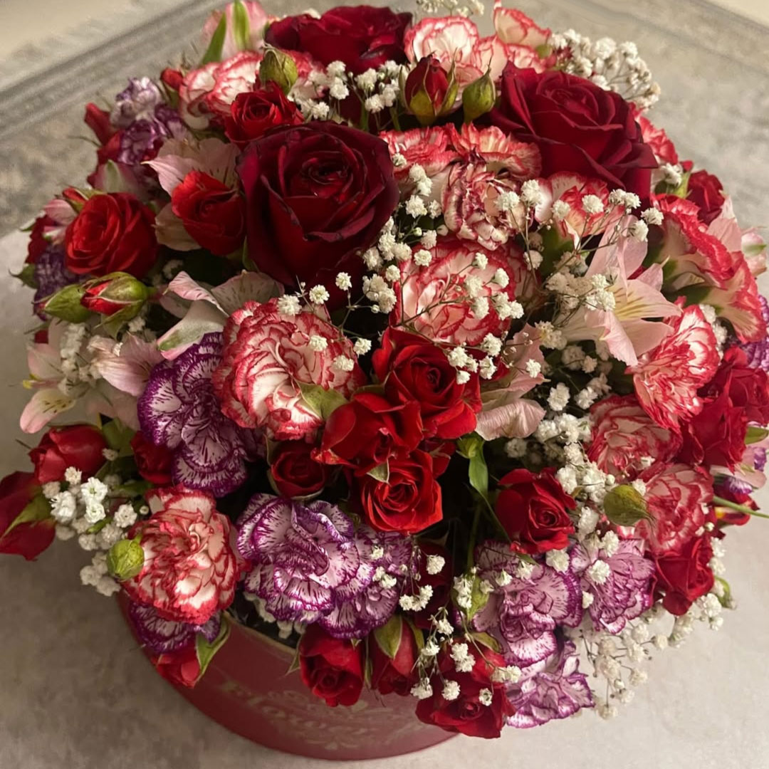 جدیدترین باکس گل رز صورتی قرمز دایره ای لاکچری