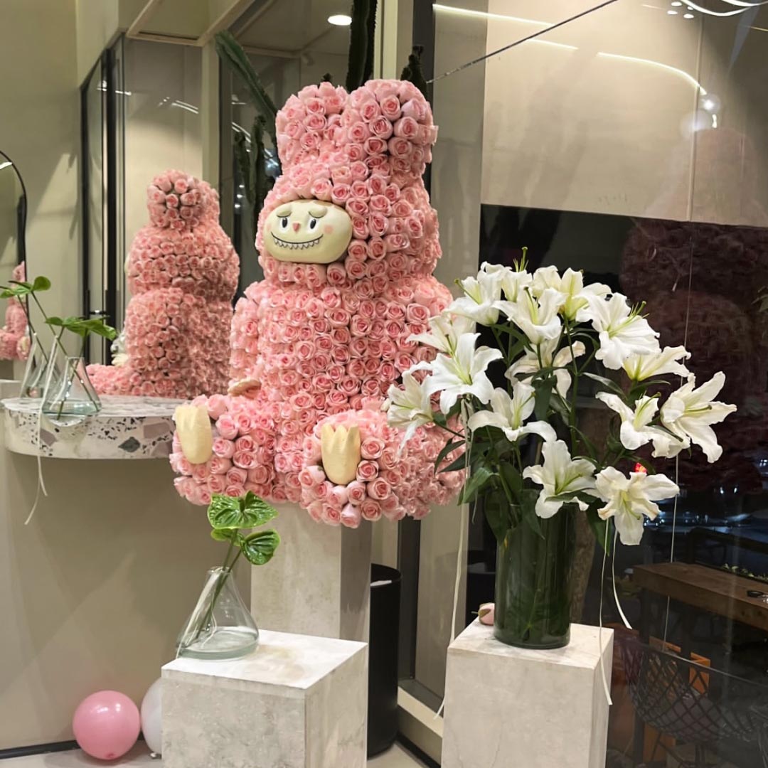 گل عروسک لبوبو لبو لبو لابوبو لوبوبو